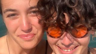 Senem Kuyucuoğlu yeni sevgilisiyle aşka geldi! Dudak dudağa paylaşım