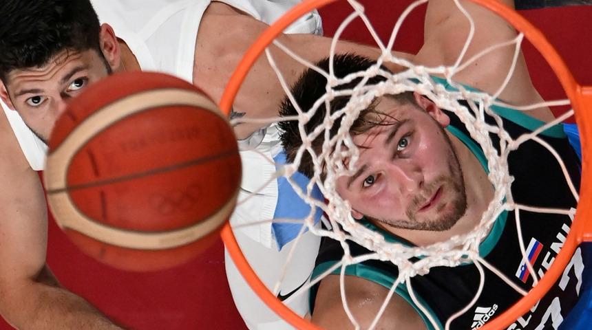 Luka Doncic tarihe geçme şansını şimdilik kaçırdı