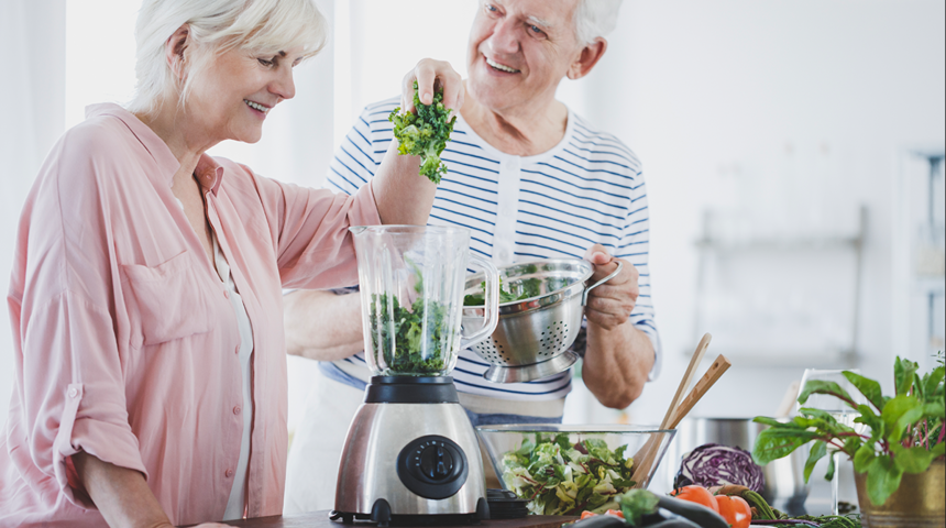İlerleyen yaşta beslenmeye dikkat! Uzun ve sağlıklı bir yaşamın sırrı beslenme düzeninden geçiyor