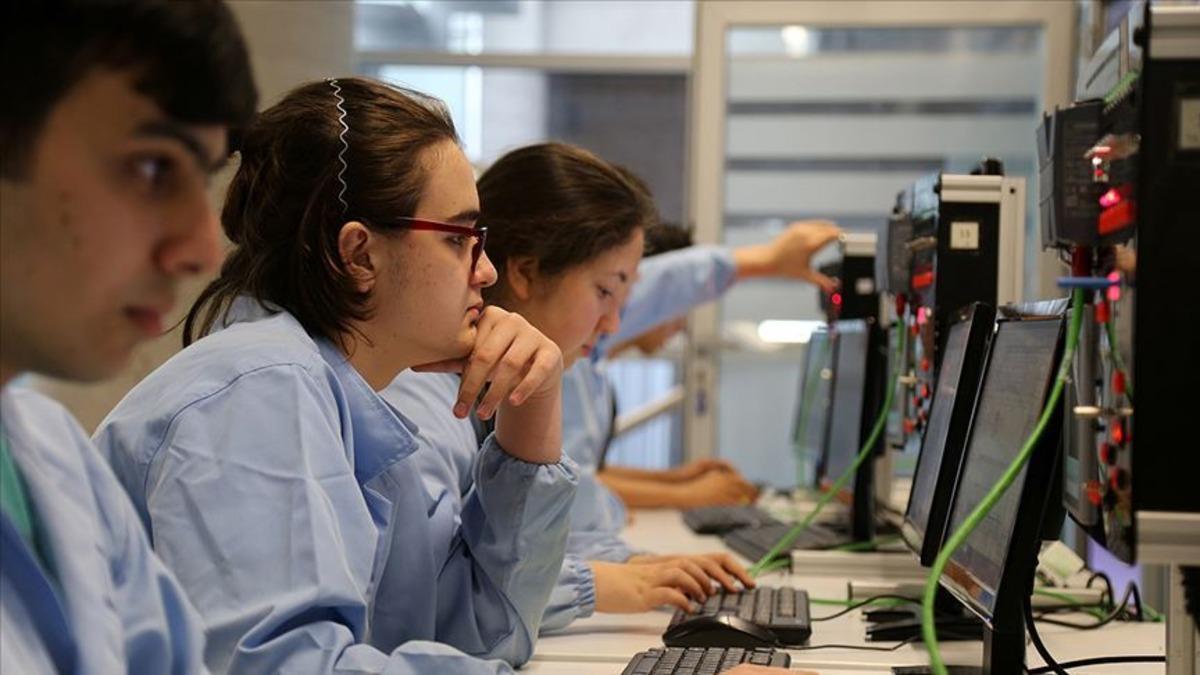 Şehre göre okul dönemi: Meslek liselerinde dönüşüm mü başlıyor? 1