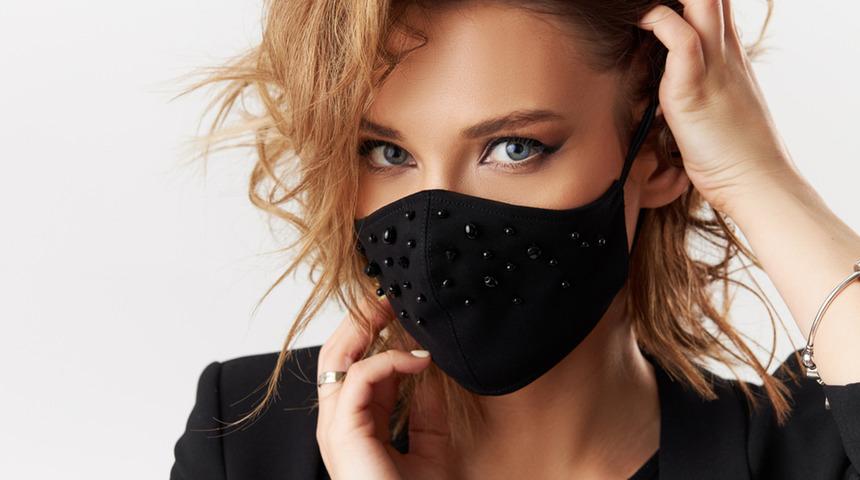 Makyaj trendlerine pandemi ayarı! İşte 2021 yaz sezonunda öne çıkan makyaj trendleri...