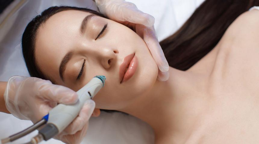 Son dönemlerin popüler cilt bakım uygulaması hydrafacial hakkında bilinmesi gerekenler!