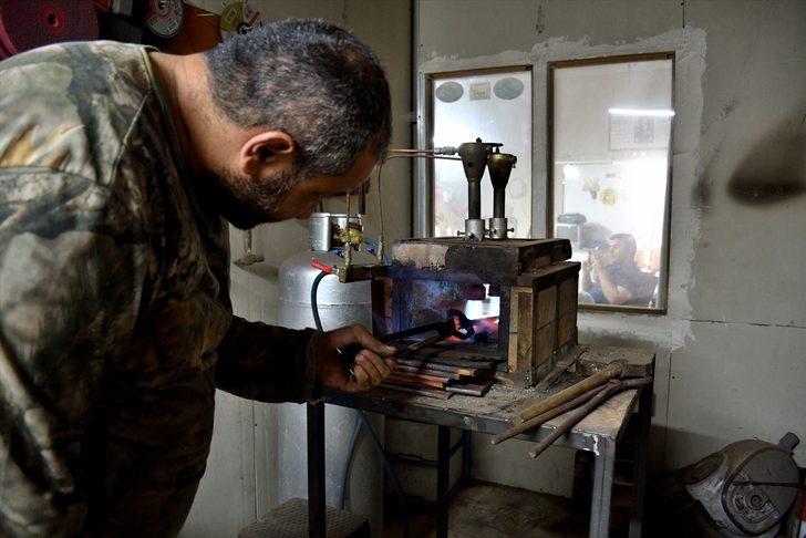 Çorumlu Abdulsamet ustanın bıçakları yurt dışında da alıcı buluyor G3