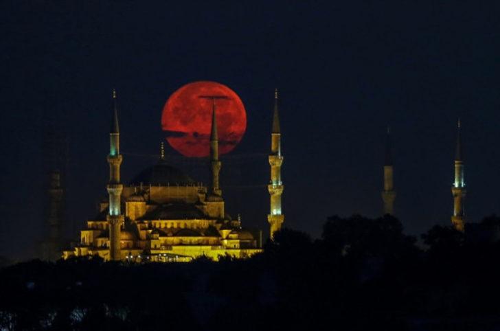 Kanlı ay tutulması ne zaman? 2021 kanlı ay tutulması Türkiye'den izlenecek mi? G1