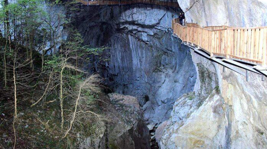Kanyonlarıyla ünlü Pınarbaşı, nüfusunun 20 katı yerli ve yabancı turisti ağırladı
