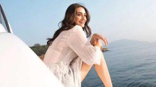 Kanunsuz Topraklar çekimlerine tatil molası! Esra Bilgiç'in dekoltesi Instagram'ı salladı