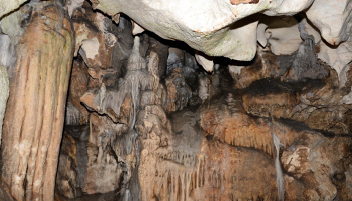 Rekor ziyaretçi! Tokat’ta 3.5 milyon yıllık doğa harikası Ballıca Mağarası’na turistler akın etti