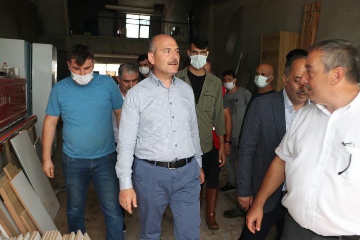 İçişleri Bakanı Süleyman Soylu, Arhavi'deki çalışmalara katılan jandarma personeline teşekkür etti G3
