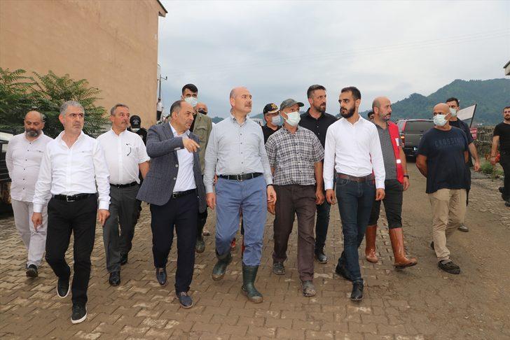 İçişleri Bakanı Süleyman Soylu, Arhavi'deki çalışmalara katılan jandarma personeline teşekkür etti G4