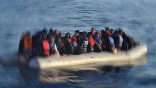 Libya açıklarında düzensiz göçmenleri taşıyan bot alabora oldu: 57 ölü