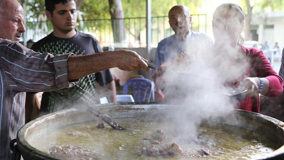 Gadir-i Hum Bayramı'nda yapılacaklar! Gadir-i Hum ayeti ve hutbesi!