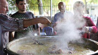 Gadir-i Hum Bayramı'nda yapılacaklar! Gadir-i Hum ayeti ve hutbesi!
