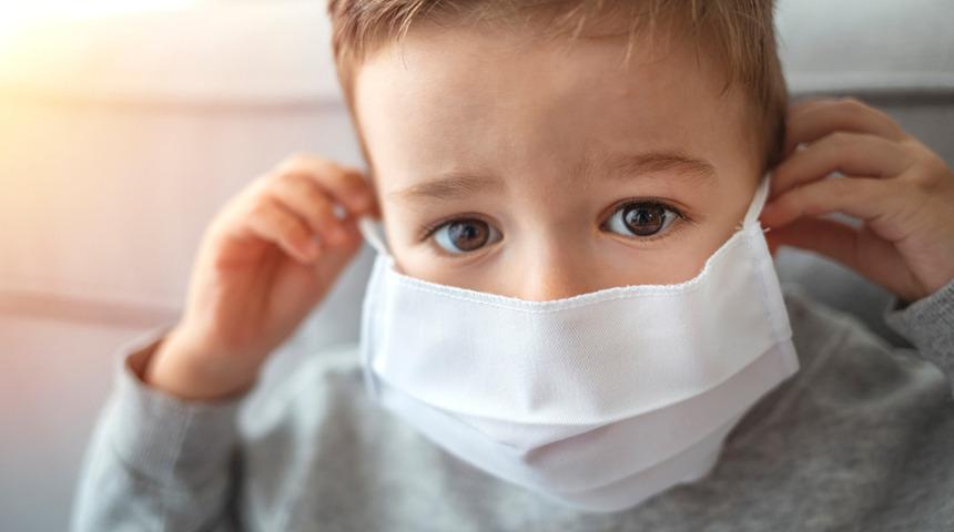 Koronavirüs uyarısı: Çocuklarda 3 aya kadar uzayabiliyor