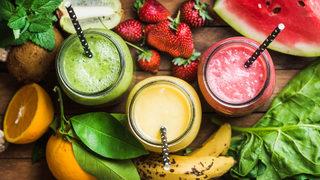 Yaz aylarında sizi anında ferahlatacak birbirinden pratik meyve suyu tarifleri