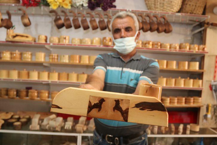 Babasından kalma atölyede 30 yıldır ahşaba şekil veriyor G2