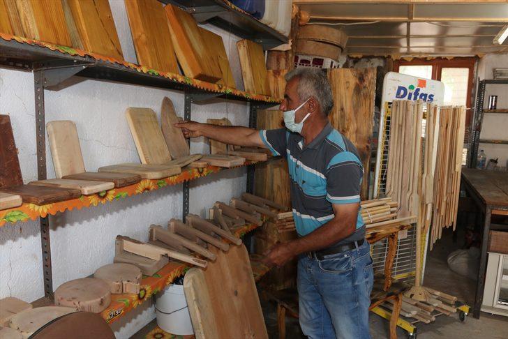 Babasından kalma atölyede 30 yıldır ahşaba şekil veriyor G3