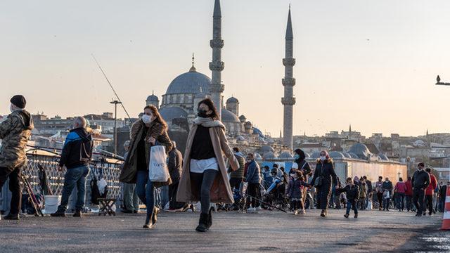 Prof. Dr. Yalçın'dan yeni tedbirler ve maske konusunda önemli açıklamalar