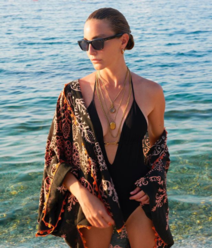 Ece Sükan Bodrum sahilini yaktı geçti! Düzgün fiziğiyle görenleri kıskandırdı G5