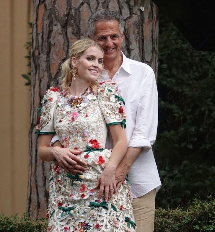 Kitty Spencer babasından 5 yaş büyük milyarder Michael Lewis ile evlendi  G3