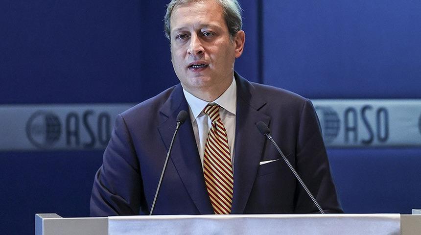 Burak Elmas: Kadro mühendisliğini fark etmişsinizdir