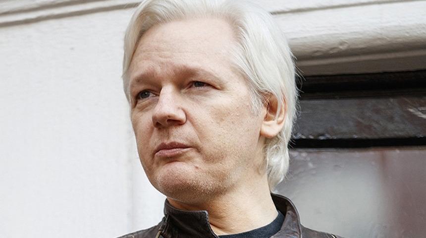 WikiLeaks'in kurucusu Julian Assange'ın Ekvador vatandaşlığı düşürüldü