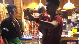 Bursa'da inanılmaz olay! Dondurmacıda minik bebeğini unuttu, yarım saat sonra aramaya geldi