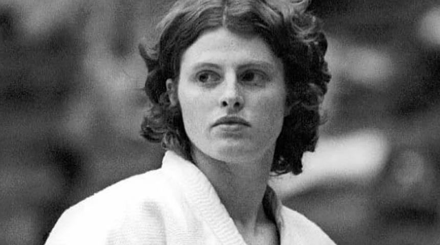 Sadece erkeklerin katıldığı judo yarışmasını kazanan kadın: Rena "Rusty" Kanogoki
