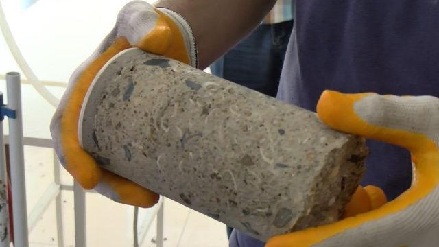 Tahliye edilen binanın betonundan midye kabukları çıktı!