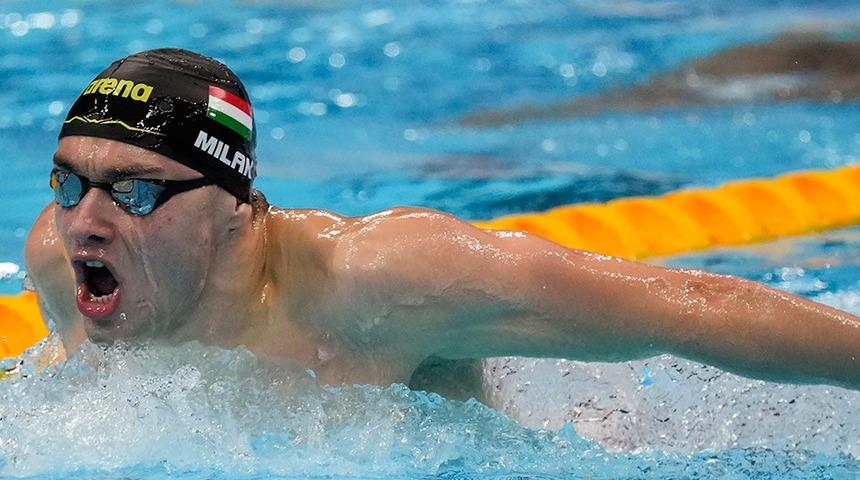 Phelps'in rekorunu tarihe gömdü