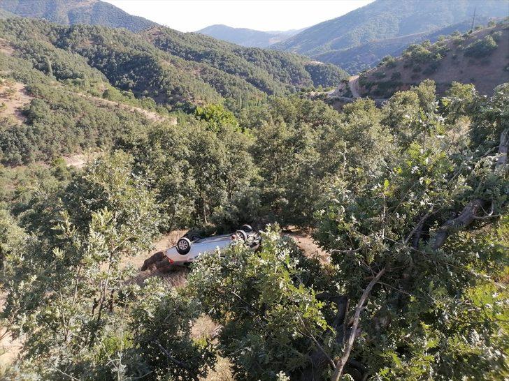 Aydın'da otomobil şarampole devrildi: 1 ölü, 2 yaralı G1