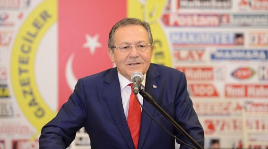 Balıkesir Büyükşehir Belediye Başkanı Ahmet Edip Uğur: Hanıma bile inandıramıyoruz