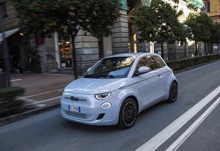 Yeni Fiat 500’e 5 Yıldız