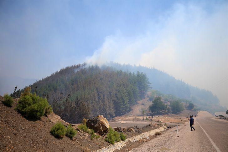 GÜNCELLEME - Adana Aladağ'da çıkan orman yangınına müdahale ediliyor G2