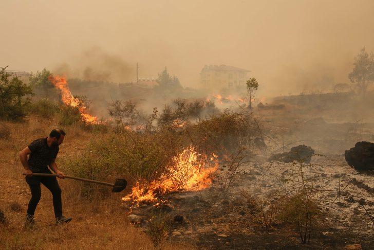 Manavgat'taki yangından kahreden görüntüler G4