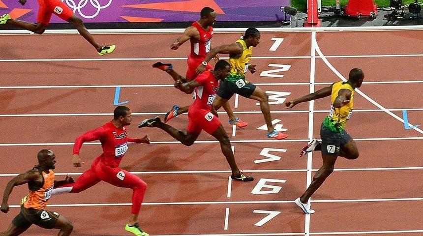 Tokyo Olimpiyatları: Atletizmde 100 metrede 10 saniye barajını delen koşucuların artmasında bilimin etkisi ne?