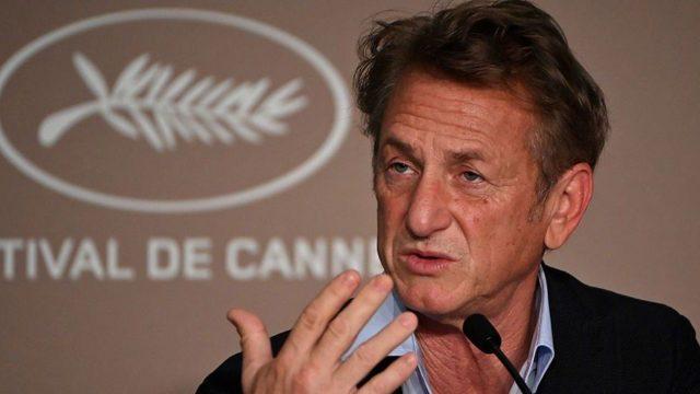 Aktör Sean Penn sadece A Bölgesi değil bütün yapım ekibi aşılanmadan sete dönmeyeceğini söylemişti