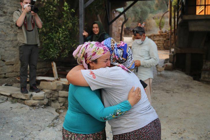 GÜNCELLEME 2 - Adana Aladağ'da çıkan orman yangınına müdahale ediliyor G3