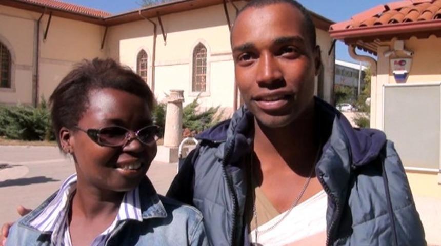 Yemin t&ouml;reninde 'siyahi asker' s&uuml;rprizi