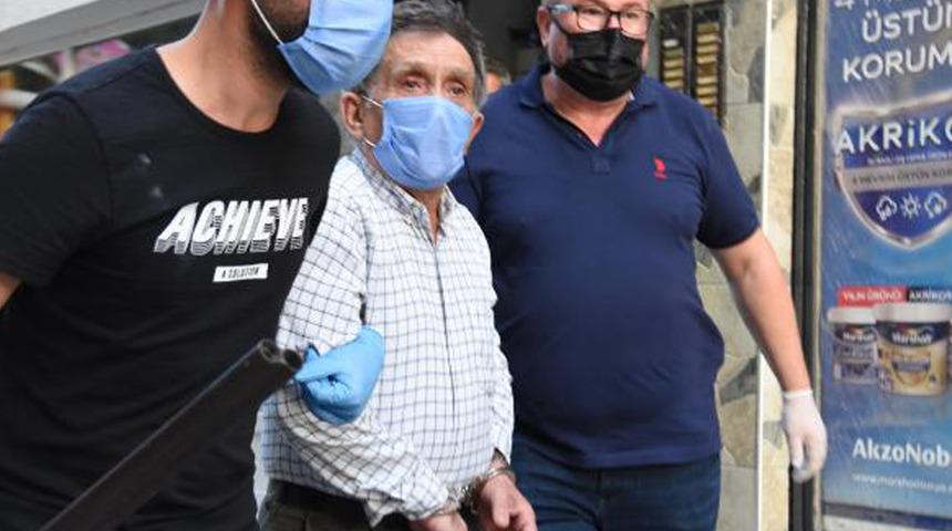 Aracını çektirmemek için av tüfeğiyle ortalığı birbirine kattı! Polislere tehditler savurdu