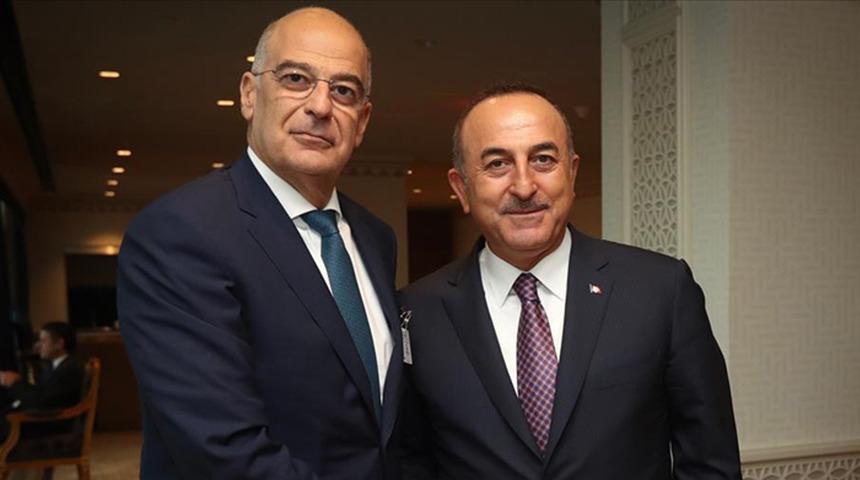 Bakan Çavuşoğlu'na, Yunan mevkidaşından geçmiş olsun telefonu