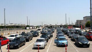 Türkiye'ye tatile gelen gurbetçiler konuştu: Çok üzülüyorum Türkiye'den ayrıldığım için