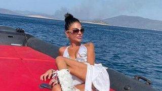 Süreyya Yalçın, Bodrum'daki yangın bölgesinde poz vermişti! Gelen tepkiler üzerine fotoğrafı kaldırdı