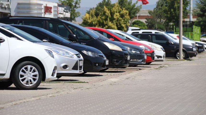 İkinci el otomobil piyasası durgun! Galericiler: İlkbaharda talep artabilir