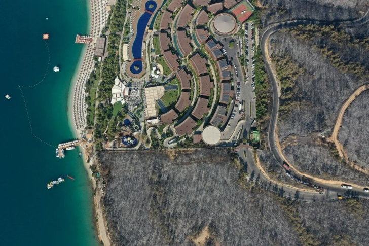 Muğla Güvercinlik’teki yangında otellerin yanındaki 80 hektar orman küle döndü G2