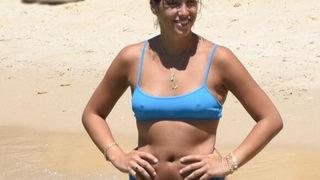 Hülya Avşar'ın kızı Zehra Çilingiroğlu yeni imajıyla dikkat çekti