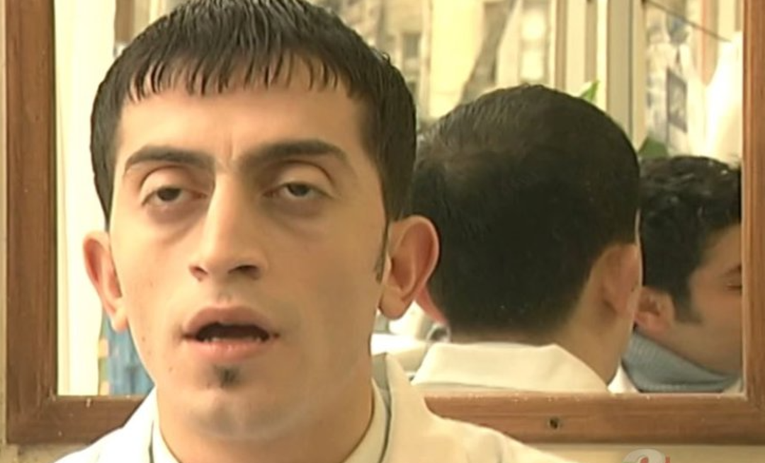 Ekmek Teknesi'nin '&Ouml;l&uuml;'s&uuml;n&uuml;n son hali g&ouml;renleri şoke etti! &Uuml;nl&uuml; oyuncu Mehmet Usta şimdi ne yapıyor?