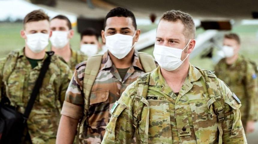 Avustralya'da Covid kapatma &ouml;nlemlerini uygulatmak i&ccedil;in asker devreye girdi