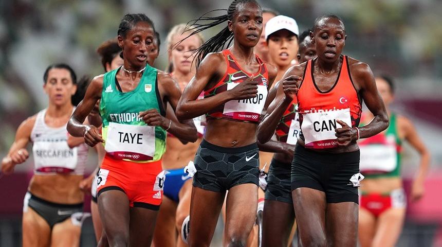 Yasemin Can finalde!