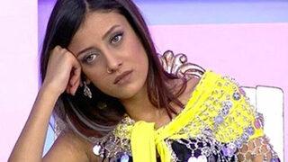 Solmaz Çiros transparan elbisesiyle kıvrımlarını sergiledi