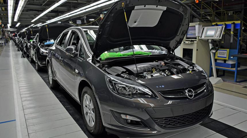 Opel 2028'den itibaren tamamen elektrikli olacak